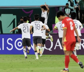 yl23455永利-感谢崔康熙！他上赛季的病退，让中国U23拥有了一名带刀后卫