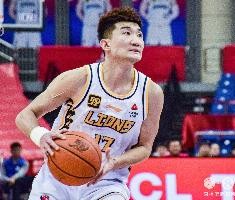 孙铭徽没有恢复到最好的状态 青岛外援的发挥和广厦有差距